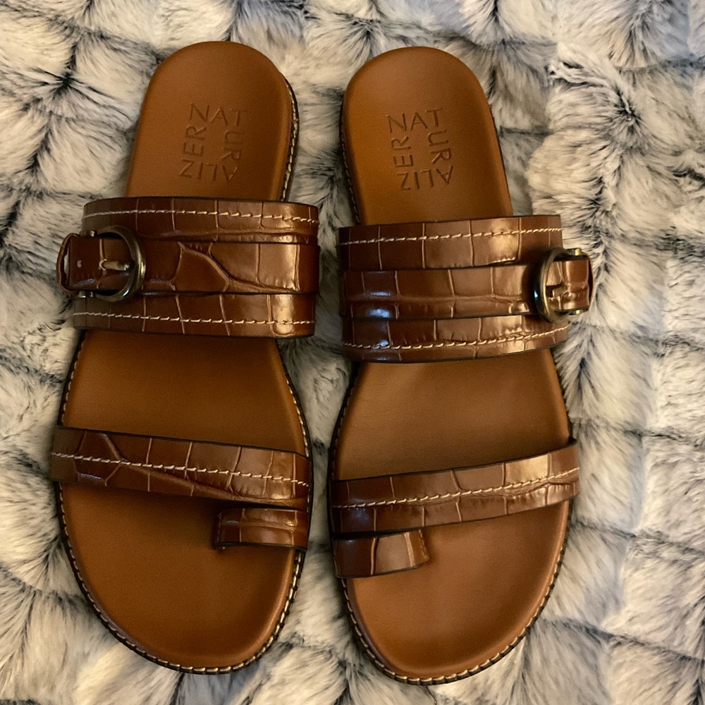 Naturalizer Leather Sandals